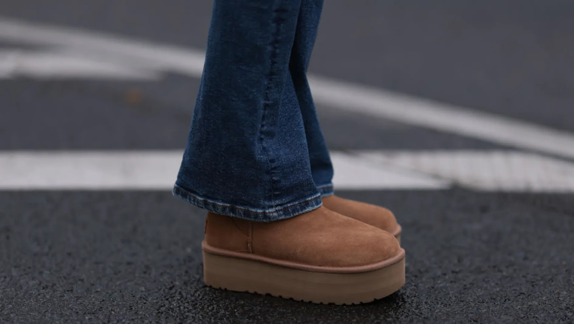 Membersihkan sepatu bot UGG: tips dan trik perawatan