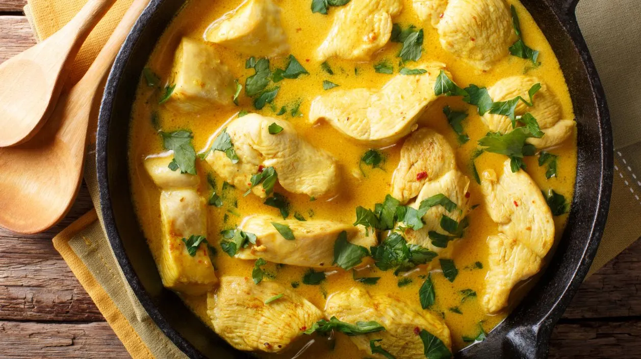 Jika sup keju-leek, maka seperti itu! Dengan kari dan ayam di level berikutnya