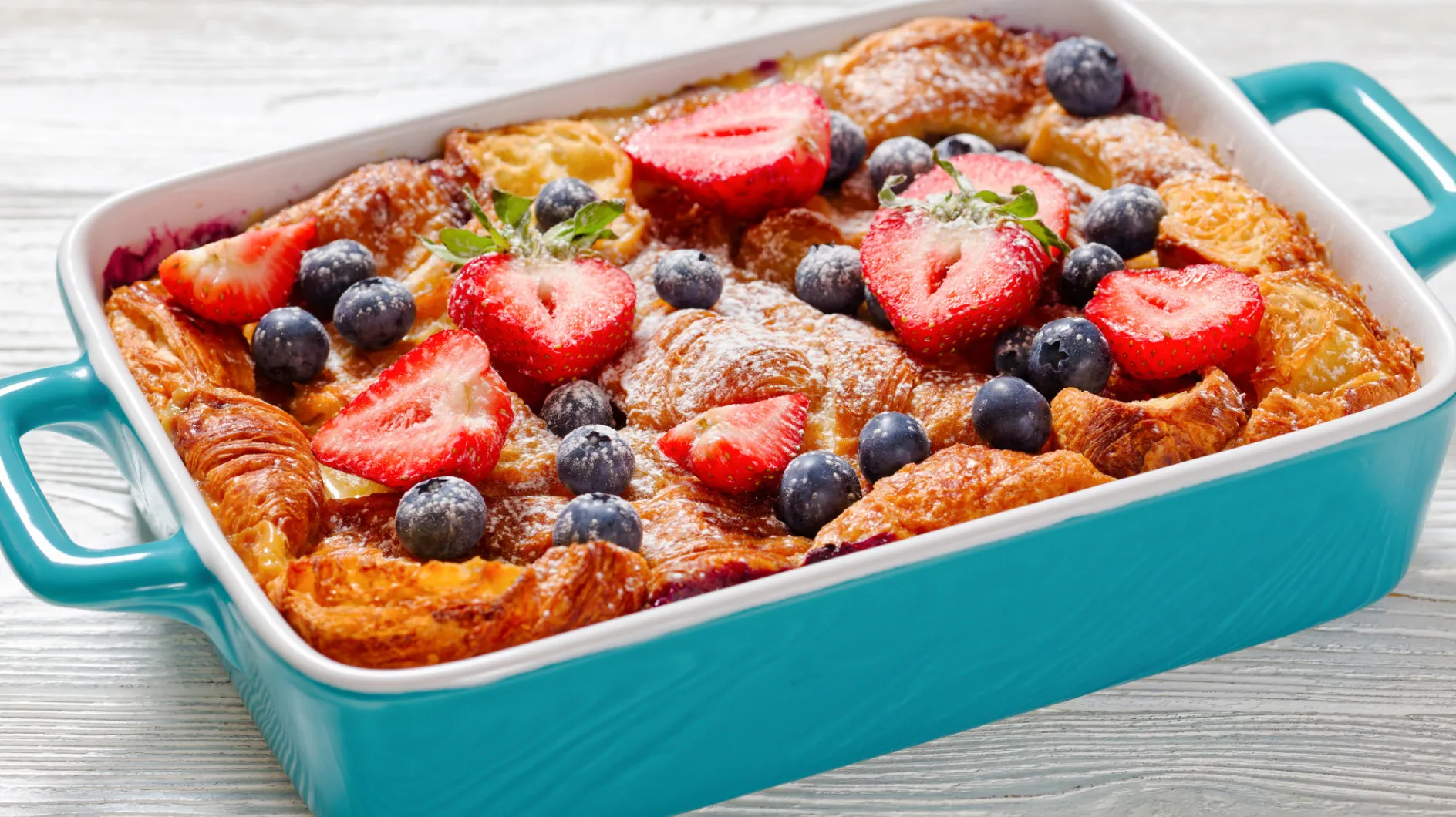 Easter Feast Deluxe: Kue croissant ini sangat mengagumkan